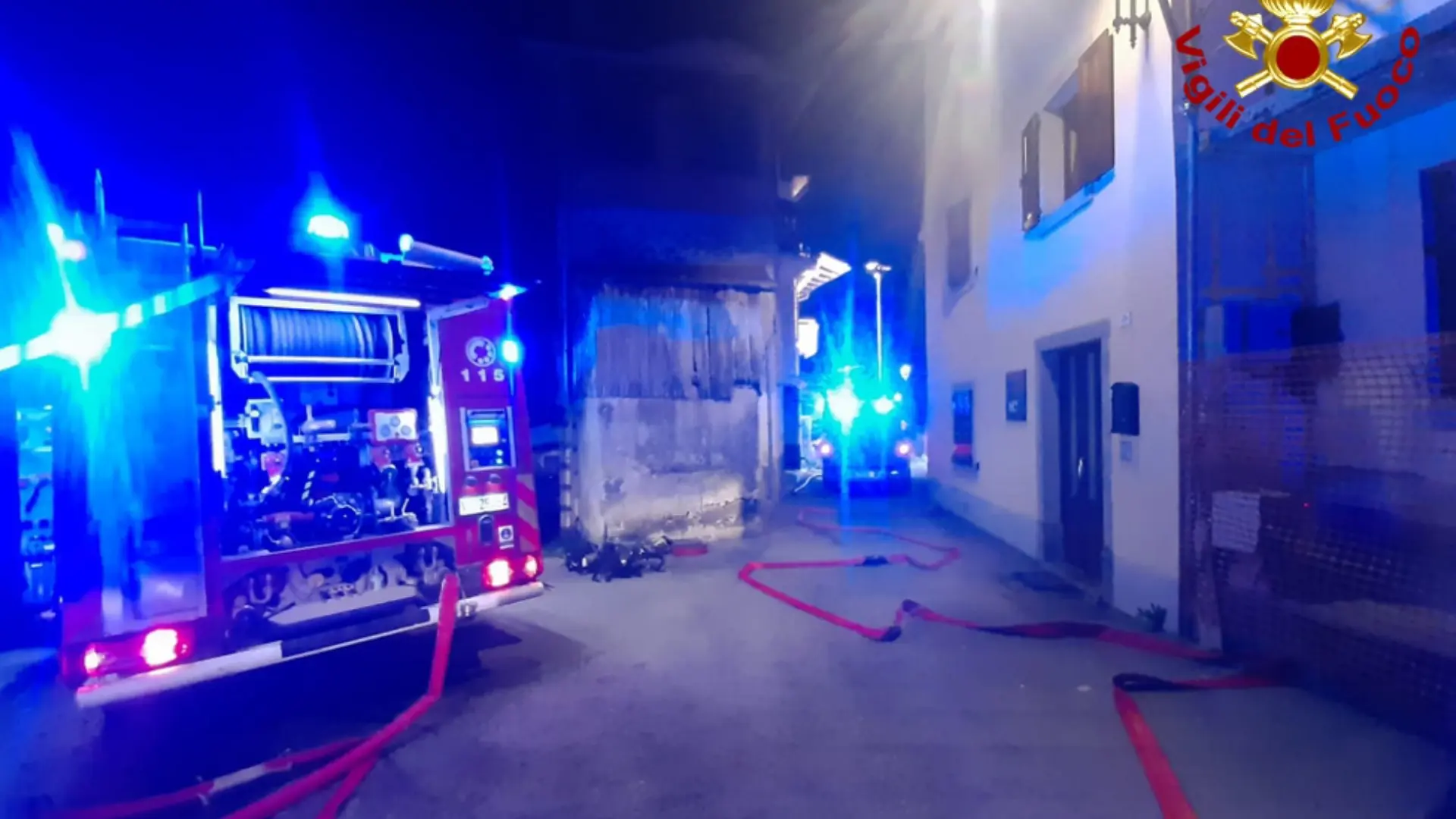 Incendio Al Secondo Piano Di Una Palazzina A Cercivento: 3 Persone ...